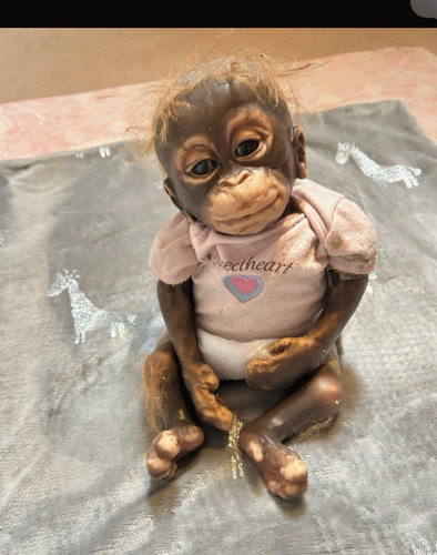 Aston drake collectible - , monkey