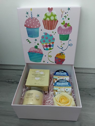 Yankee candle vanilla cupcake - vanilla,