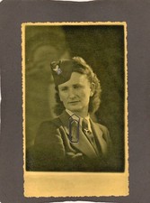 W1) Photo Pretty Girl Woman