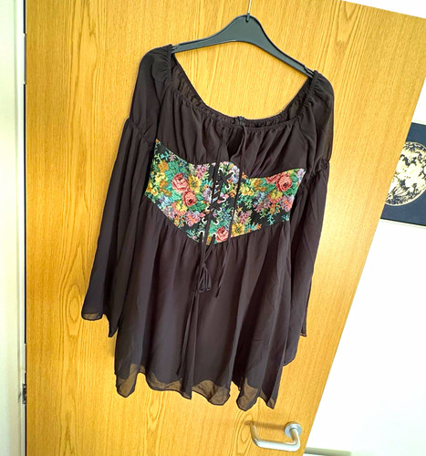 Cider black floral off - cider,