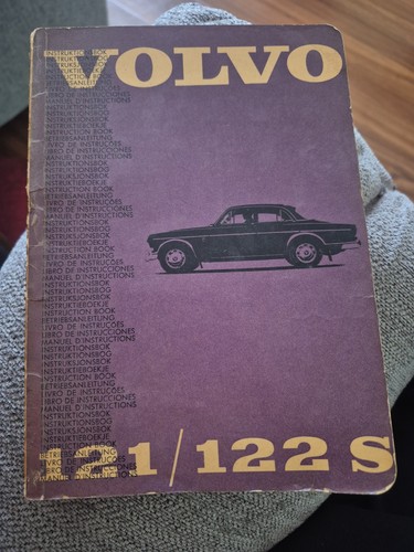 Volvo 121 122s owners manual - 121,