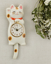 Japanese White Lucky Cat