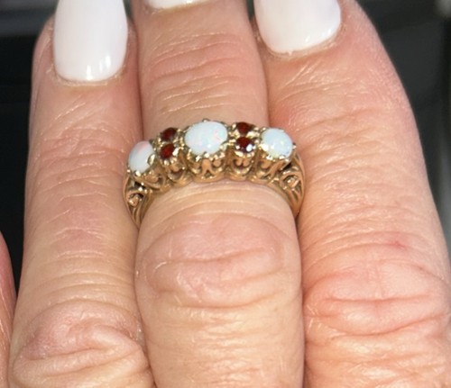 9ct gold opal garnet 1940s - 9ct,