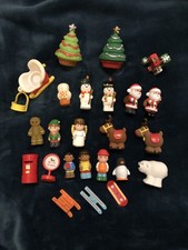 Happyland Advent Christmas Collection 24 Pieces Including Tree, Santa, Snowman