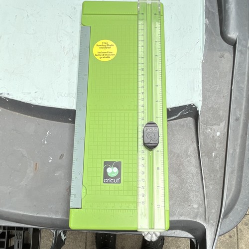 Cricut portable paper trimmer - cricut,