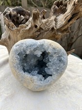 Celestite Open HeartGeode AAA+