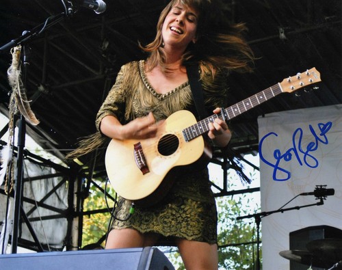Serena ryder signed 8x10 photo - serena,