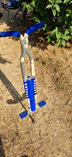 Blue white traditional pogo - blue,
