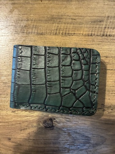 100 green leather - 100%,