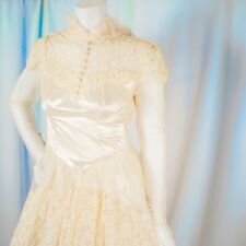 Vintage 1940's Ivory Floral