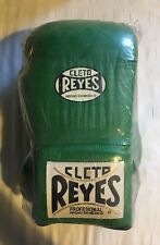 Cleto Reyes 10oz safetec gloves green mint condition out of production
