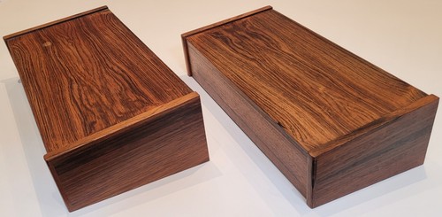 Set two danish - danish, floating