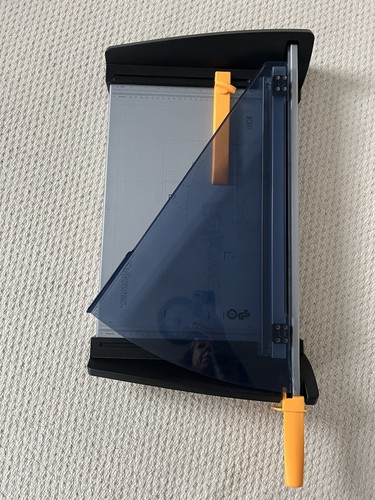 Fellowes plasma guillotine - plasma,