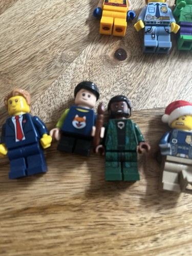Lego minifigures lot assorted - minifigures,