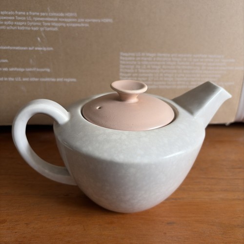 Poole pottery twin tone - pottery,
