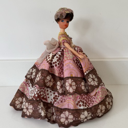 Vintage 1960s fashion doll - fashion,