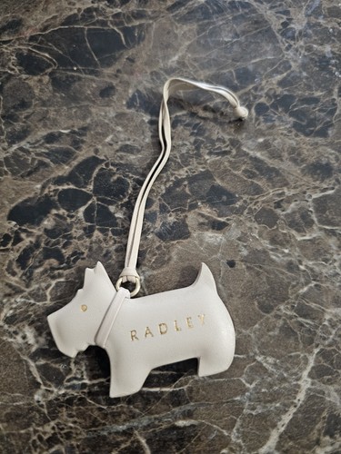 Radley dog light - 3d,