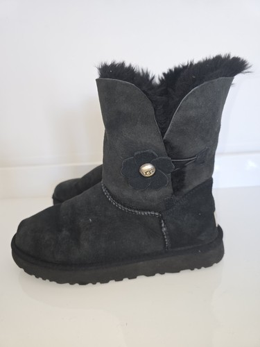 Ugg bailey button poppy - bailey,
