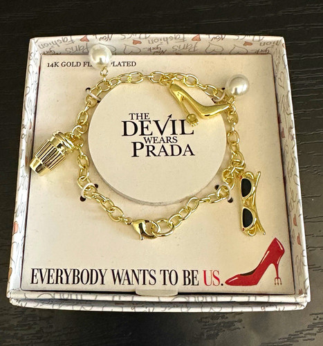 The devil wears prada charm - wears,