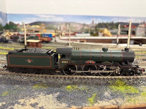 Hornby r2014 class - hornby, b17/4