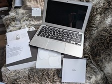 Apple MacBook Air 11-inch