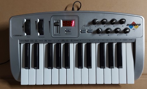 Midiman oxygen midi keyboard - midiman,