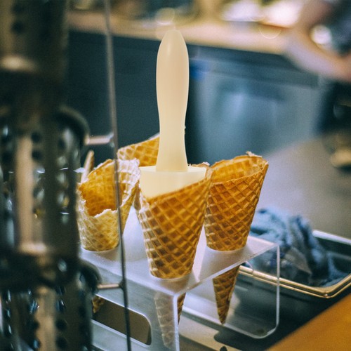 Reusable plastic ice cream - plastic,