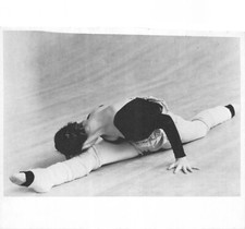 ATHENA POSTCARD DANCER LARGE