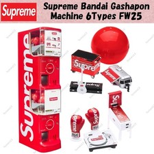 Supreme bandai gashapon - supreme,