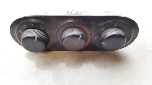 Mazda mpv 2003 climate - 2003, control