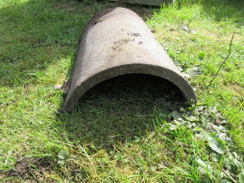 Half round ridge tile