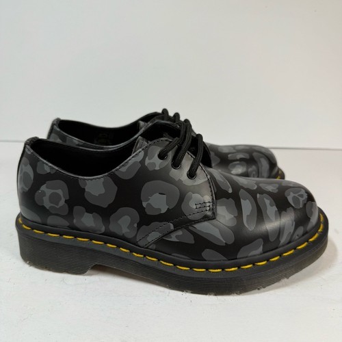 Nwot martens 1461 smooth - dr.,