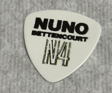 Nuno Bettencourt Washburn Bass