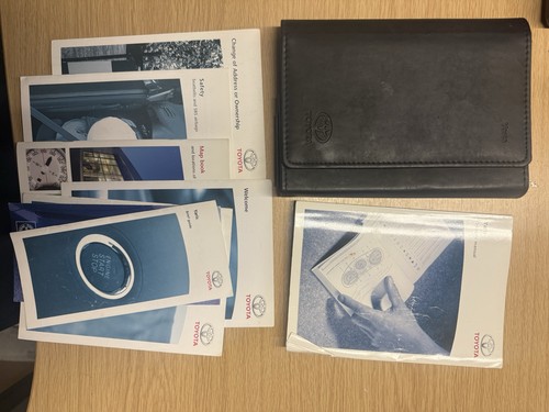 Toyota yaris handbook owners - toyota,