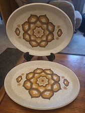 2 Vintage 1970s Royal Worcester KALIBAR Oval Dinner Plates 11 Inch