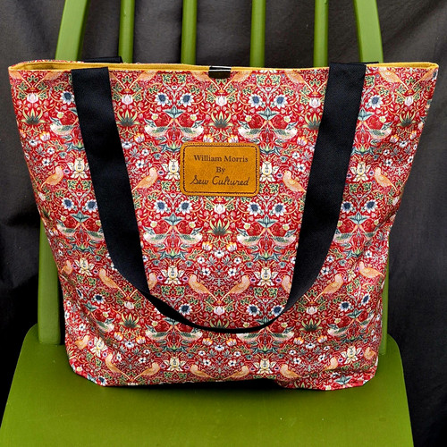 William morris strawberry - william,