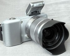 Sony Nex-3 14.2MP Camera FULL