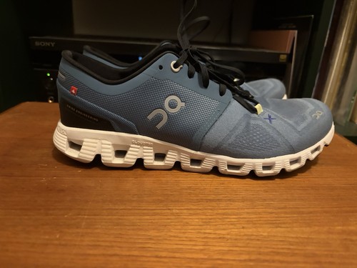 Cloud mens size 8 - on, 3