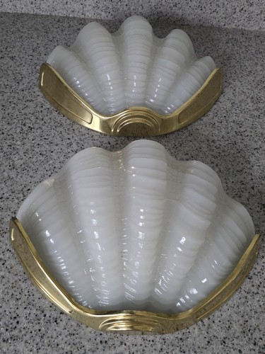 Vintage glass clam shell - glass, art