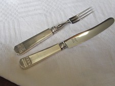 VINTAGE CHILD’S KNIFE & FORK
