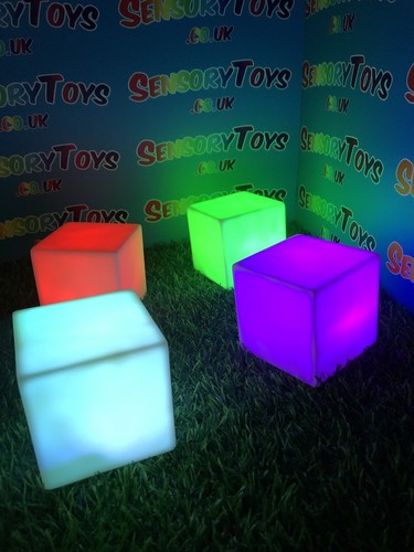 Light sensory cube - up,