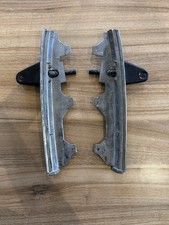 GENUINE TOYOTA LANDCRUISER 80 SERIES HEADLIGHT WASHERS LEFT & RIGHT. 11064-73998