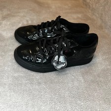 Girls Kickers Patent School Shoes – UK 2.5 / EUR 35