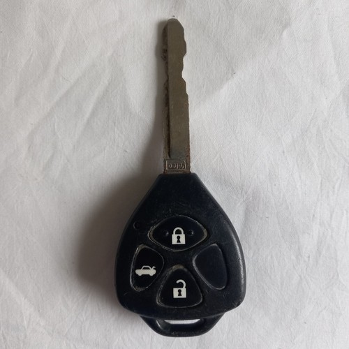 Genuine toyota button - 3,