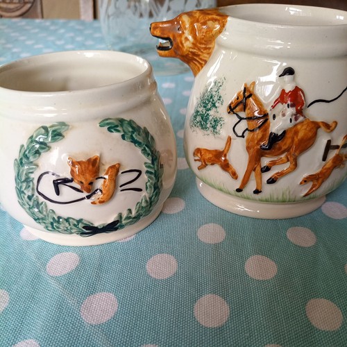 Vintage fox hunting - fox, horse