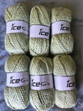 Wool & yarn 🧶🟢  Ice
