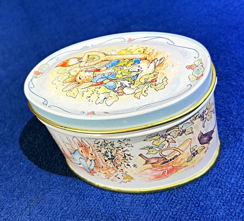 Kinnerton peter rabbit - rabbit, oval
