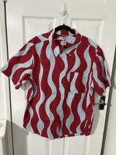 Pleasing Squiggle Wavy Shirt