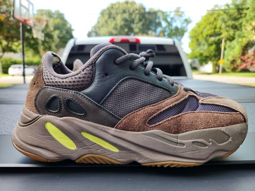 Yeezy 700 mauve sz11 - yeezy, sz11.5