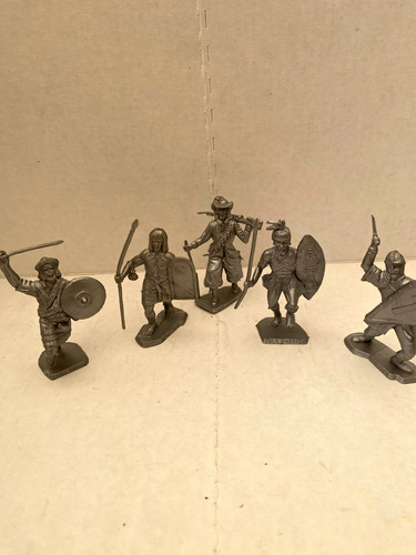 Rubenstein vintage soldiers - vintage,